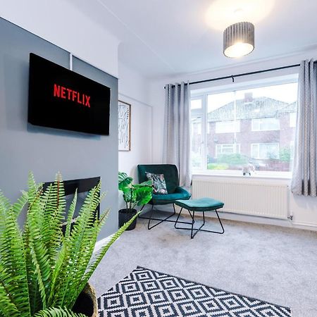 Welcoming 3 Bed Home, 10 Mins From Chester Races And Zoo Saughall Zewnętrze zdjęcie