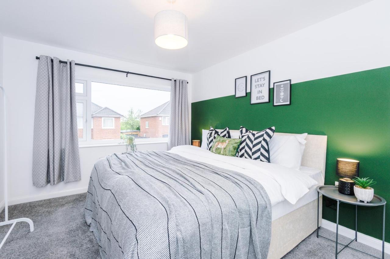 Welcoming 3 Bed Home, 10 Mins From Chester Races And Zoo Saughall Zewnętrze zdjęcie